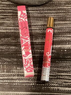 Ara Pink Rollerball Perfume with Gold Cap